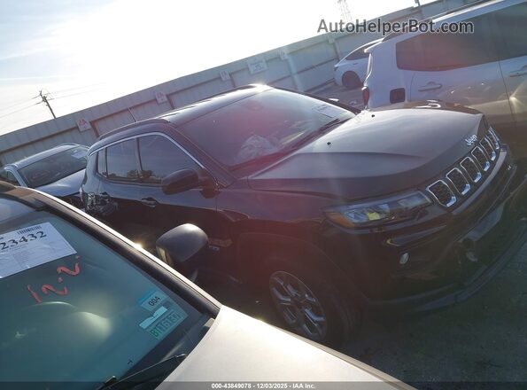 3C4NJDBN9ST588392 2025 JEEP COMPASS Black Widok zestawu wskaźników