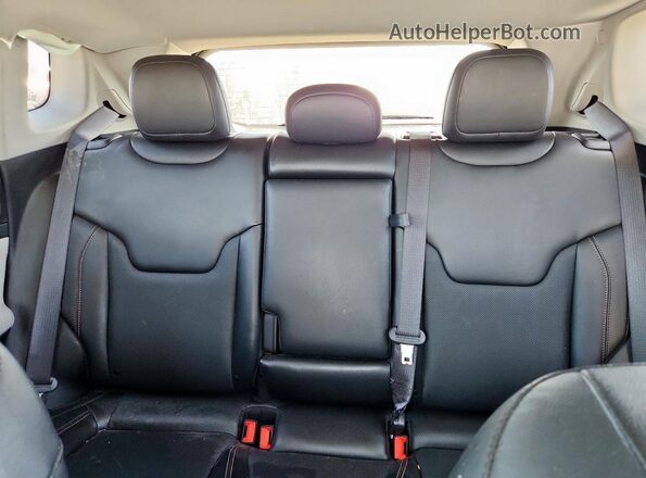 3C4NJDCB1NT100772 2022 JEEP COMPASS Серый Вид задних сидений