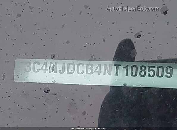 3C4NJDCB4NT108509 2022 JEEP COMPASS Black ძრავის განყოფილების ხედი