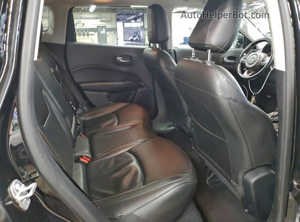 3C4NJDCB9MT584608 2021 JEEP COMPASS Черный Вид задней части салона