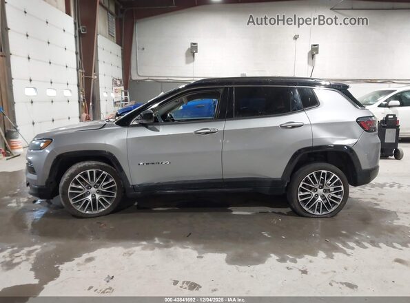 3C4NJDCB9NT161996 2022 JEEP COMPASS Gray Панорамний вид салону 360°