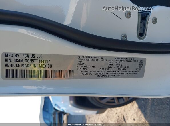 3C4NJDCN5TT184117 2026 JEEP COMPASS White Вид підкапотного простору