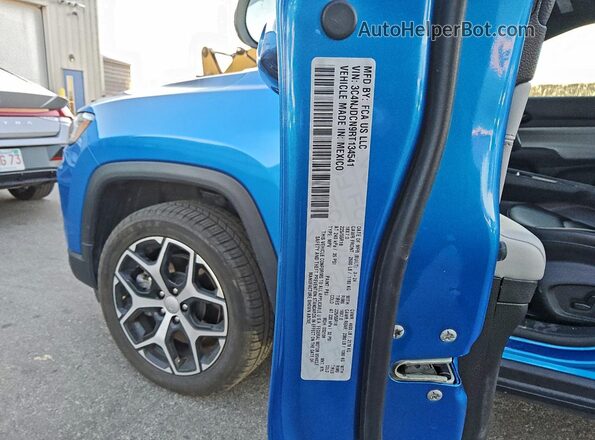 3C4NJDCN9RT134541 2024 JEEP COMPASS Blue Widok naklejki z numerem VIN