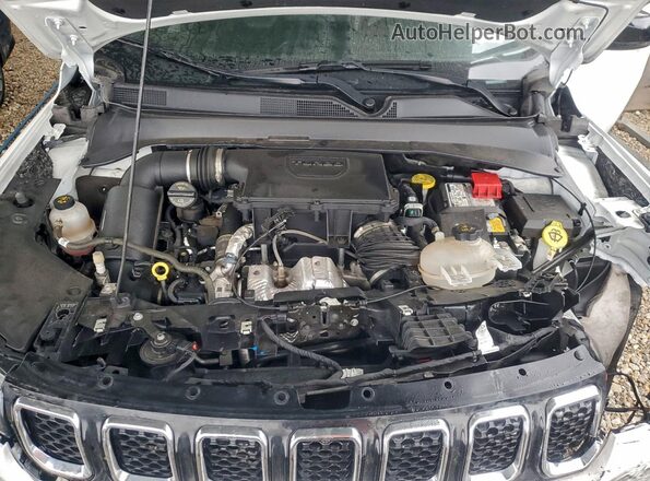 3C4NJDCN9RT610710 2024 JEEP COMPASS White Вид підкапотного простору