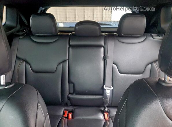 3C4NJDCN9RT610710 2024 JEEP COMPASS White Вид задніх сидінь
