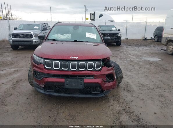 3C4NJDFB7NT118446 2022 JEEP COMPASS Maroon Вид задньої частини салону