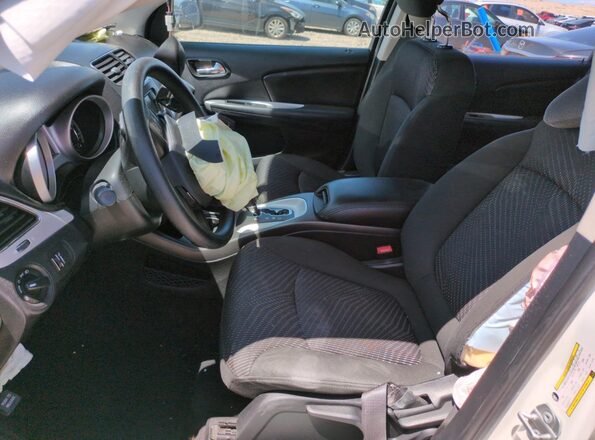 3C4PDCAB3LT207316 2020 DODGE JOURNEY White Вид салону спереду