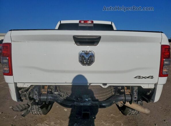 3C63R3CJ5RG155894 2024 RAM 3500 White უკანა ხედი