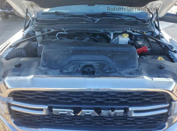 3C63R3CJ5RG155894 2024 RAM 3500 White უკანა სალონის ხედი