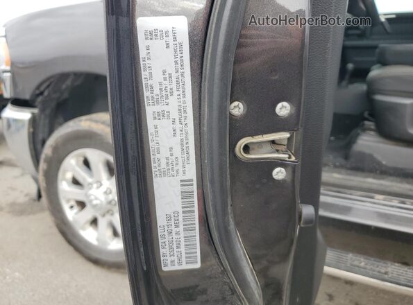 3C63R3GL1NG151637 2022 RAM 3500 Charcoal Vista del compartimento del motor