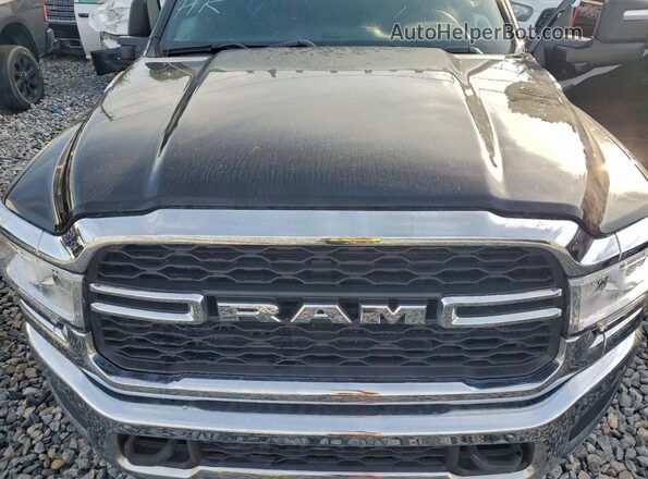3C63RRGL0RG369061 2024 RAM 3500 Black Widok wnętrza z tyłu