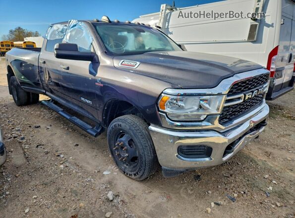 3C63RRGL4KG642427 2019 RAM 3500 Brown Передня права чверть