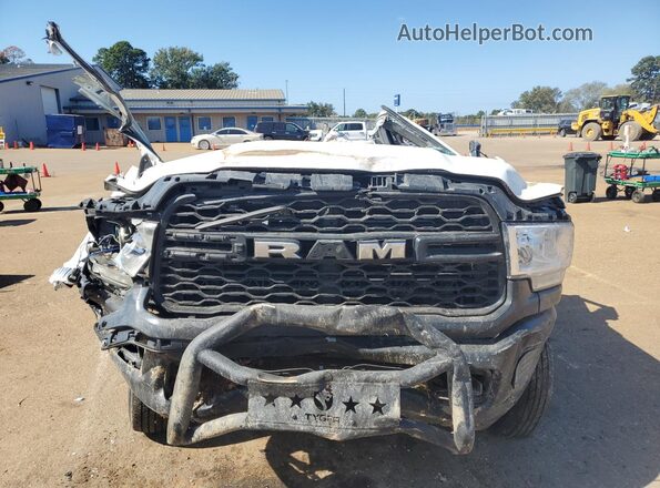 3C63RRGL4NG421284 2022 RAM 3500 Белый Вид спереди
