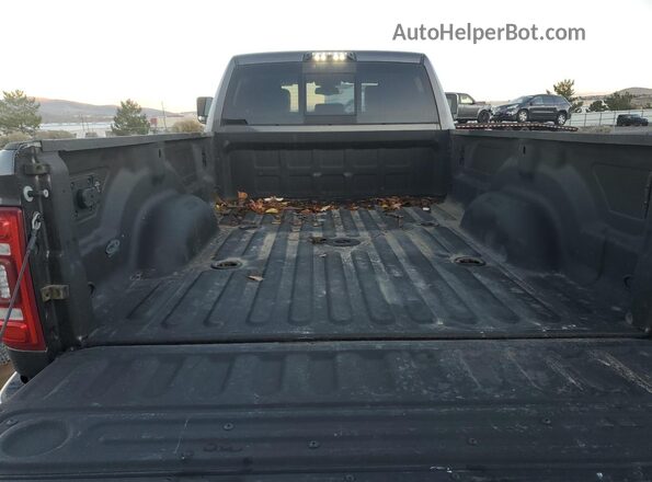 3C63RRJL0MG588877 2021 RAM 3500 Gray 