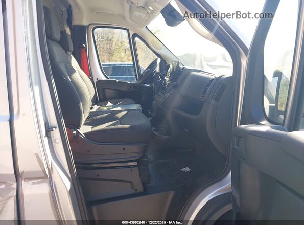 3C6LRVAG3PE537501 2023 RAM PROMASTER 1500 White Вид салону спереду