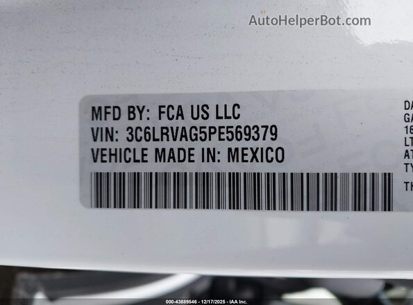 3C6LRVAG5PE569379 2023 RAM PROMASTER 1500 White Widok komory silnika