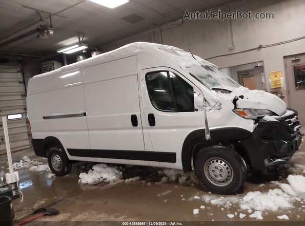 3C6LRVDG0RE132498 2024 RAM PROMASTER 2500 White Սալոնի հետևի տեսք