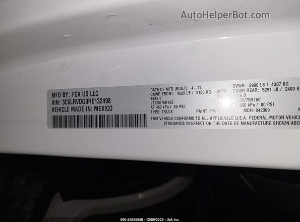 3C6LRVDG0RE132498 2024 RAM PROMASTER 2500 White Շարժիչի բաժամունքի տեսք