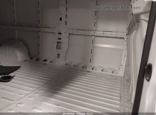 3C6LRVDG0RE132498 2024 RAM PROMASTER 2500 White VIN կոդի պիտակի տեսք