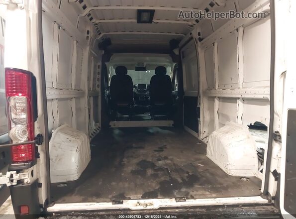 3C6LRVDG4RE133010 2024 RAM PROMASTER 2500 White VIN კოდის სტიკერის ხედი