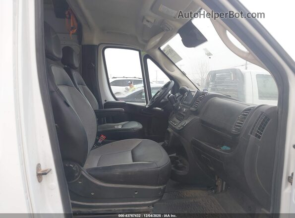 3C6LRVDG9PE558428 2023 RAM PROMASTER 2500 White Вид салону спереду