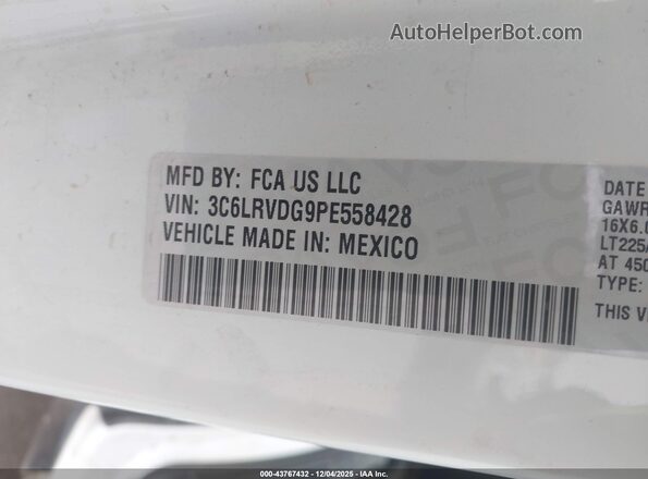 3C6LRVDG9PE558428 2023 RAM PROMASTER 2500 White Вид підкапотного простору