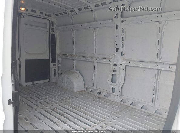 3C6LRVDG9PE558428 2023 RAM PROMASTER 2500 White Вид наклейки з VIN-кодом