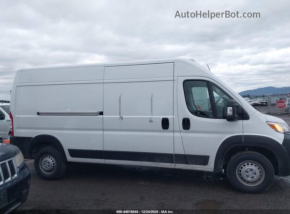 3C6LRVDGXSE507531 2025 RAM PROMASTER 2500 White უკანა სალონის ხედი