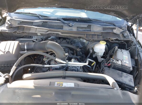 3C6RR6KT5LG158090 2020 RAM 1500 CLASSIC Gray Вид ззаду