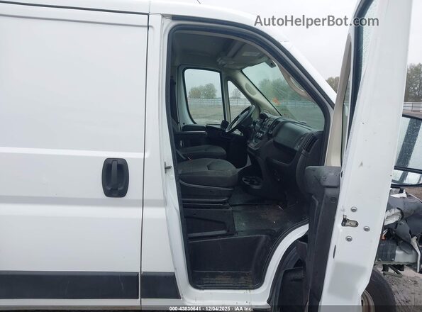 3C6TRVAG7LE141663 2020 RAM PROMASTER 1500 White Front interior view