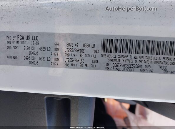 3C6TRVAG8KE505801 2019 RAM PROMASTER 1500 White Вид підкапотного простору