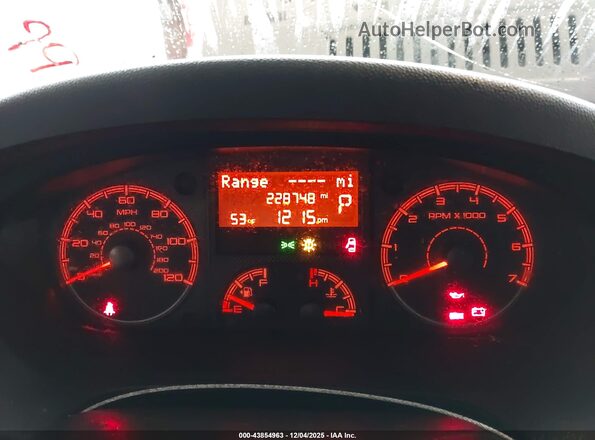 3C6TRVCG0HE523537 2017 RAM PROMASTER 2500 White 