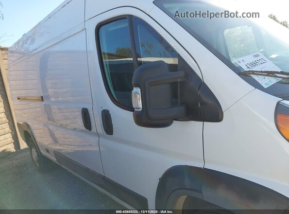 3C6TRVDG1JE114497 2018 RAM PROMASTER 2500 Белый Вид задней части салона