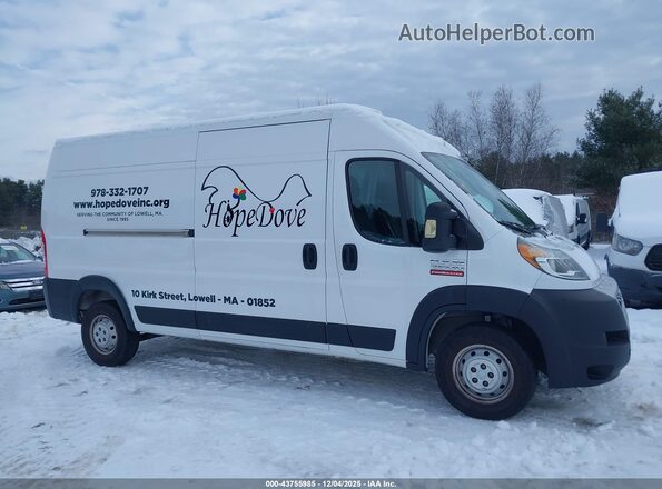 3C6TRVDG5LE103649 2020 RAM PROMASTER 2500 White Rear interior view