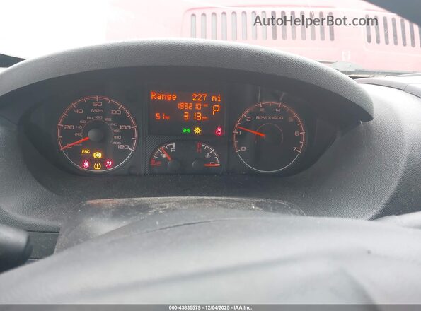 3C6TRVDG5LE135033 2020 RAM PROMASTER 2500 Red Vista de los asientos traseros