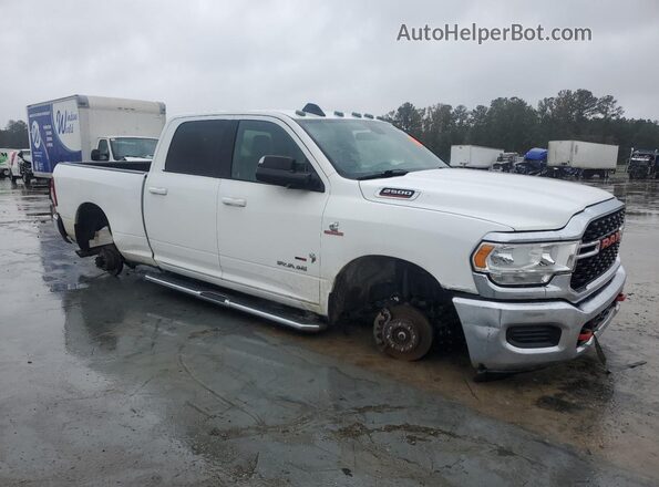3C6UR5DL2NG178642 2022 RAM 2500 White 360 interior view