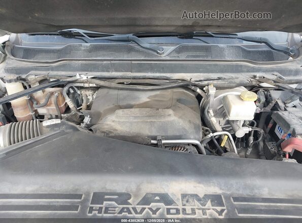 3C7WR4HJ3LG181263 2020 RAM 2500 White Вид ззаду