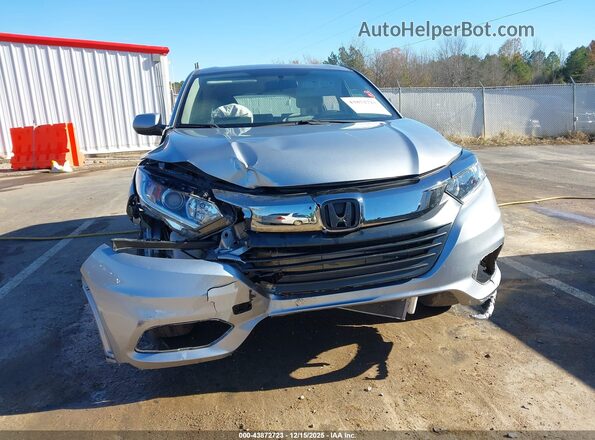 3CZRU5H38MM702927 2021 HONDA HR-V Silver Widok z przodu