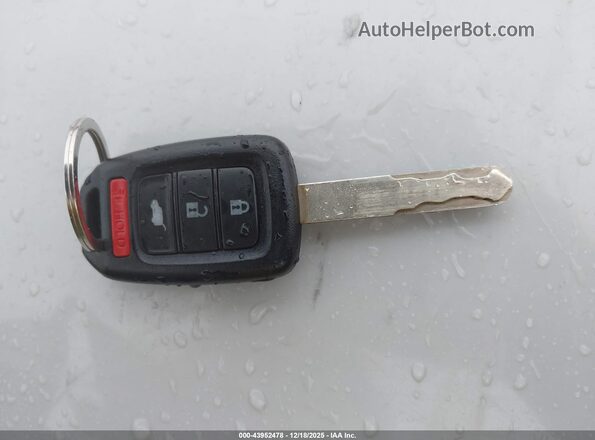 3CZRU6H12NM706980 2022 HONDA HR-V Серый Вид панели приборов