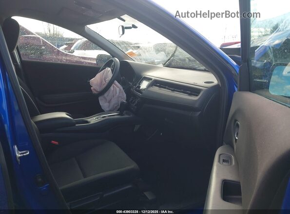 3CZRU6H33JG711065 2018 HONDA HR-V Blue 