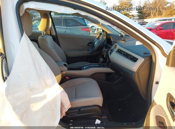 3CZRU6H37HM729709 2017 HONDA HR-V White Սալոնի դիմացի տեսք