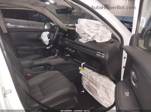 3CZRZ2H72SM723269 2025 HONDA HR-V White Вид салону спереду