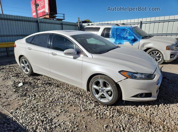 3FA6P0H75GR327985 2016 FORD FUSION Белый Передняя правая четверть