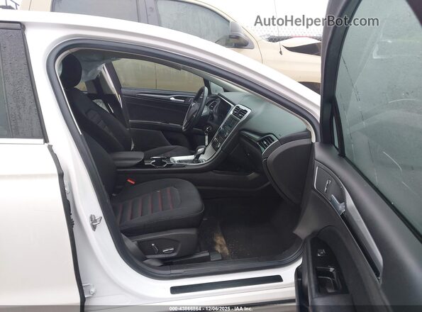 3FA6P0HD0GR361970 2016 FORD FUSION White Widok wnętrza z przodu