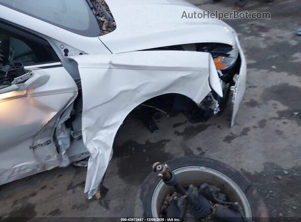 3FA6P0LU3GR338304 2016 FORD FUSION HYBRID White Вид спереду