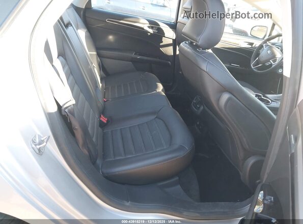 3FA6P0LU4GR173203 2016 FORD FUSION HYBRID Silver Vista de la etiqueta del VIN