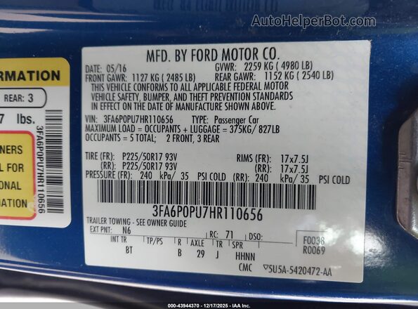 3FA6P0PU7HR110656 2017 FORD FUSION ENERGI Blue Widok komory silnika