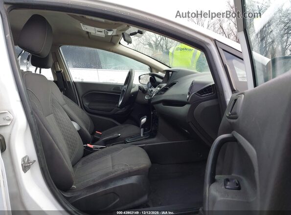 3FADP4BJ0KM137570 2019 FORD FIESTA White Սալոնի դիմացի տեսք