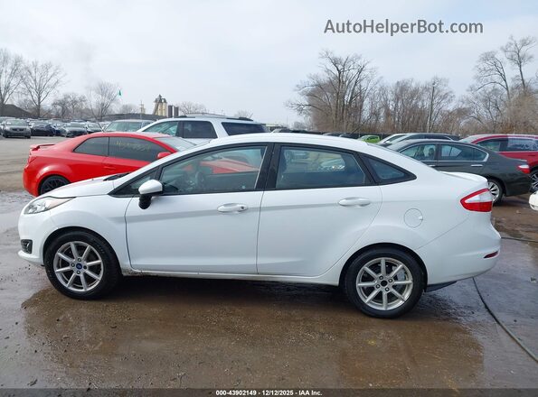 3FADP4BJ0KM137570 2019 FORD FIESTA White Սալոնի 360 աստիճան տեսք
