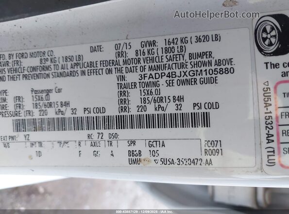 3FADP4BJXGM105880 2016 FORD FIESTA Белый Вид подкапотного пространства